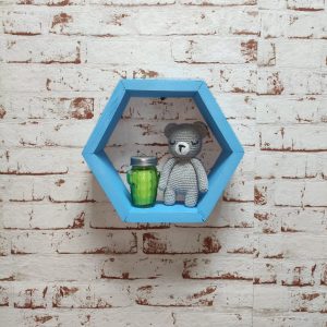 Raft de perete din lemn in forma hexagonala Carnival mic bleu