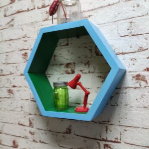 Raft de perete din lemn in forma hexagonala Carnival mic bleu/verde