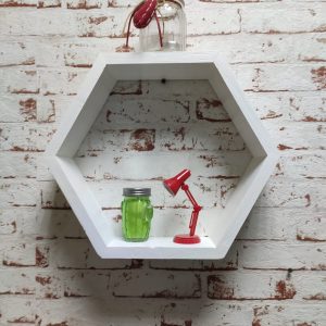 Raft de perete din lemn in forma hexagonala Carnival mediu alb