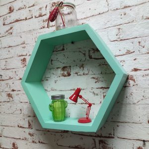 Raft de perete din lemn in forma hexagonala Carnival mediu mint