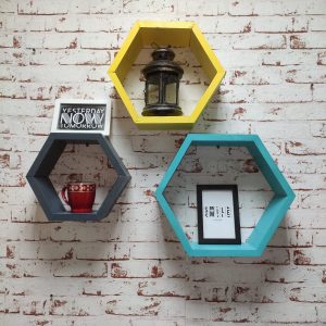 Set rafturi de perete din lemn, in forma hexagonala, cu prindere ascunsa, Carnival, galben/gri antracit/ tourquoise